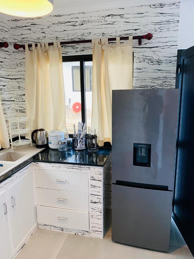 Horizon View Apartment Виктория Екстериор снимка